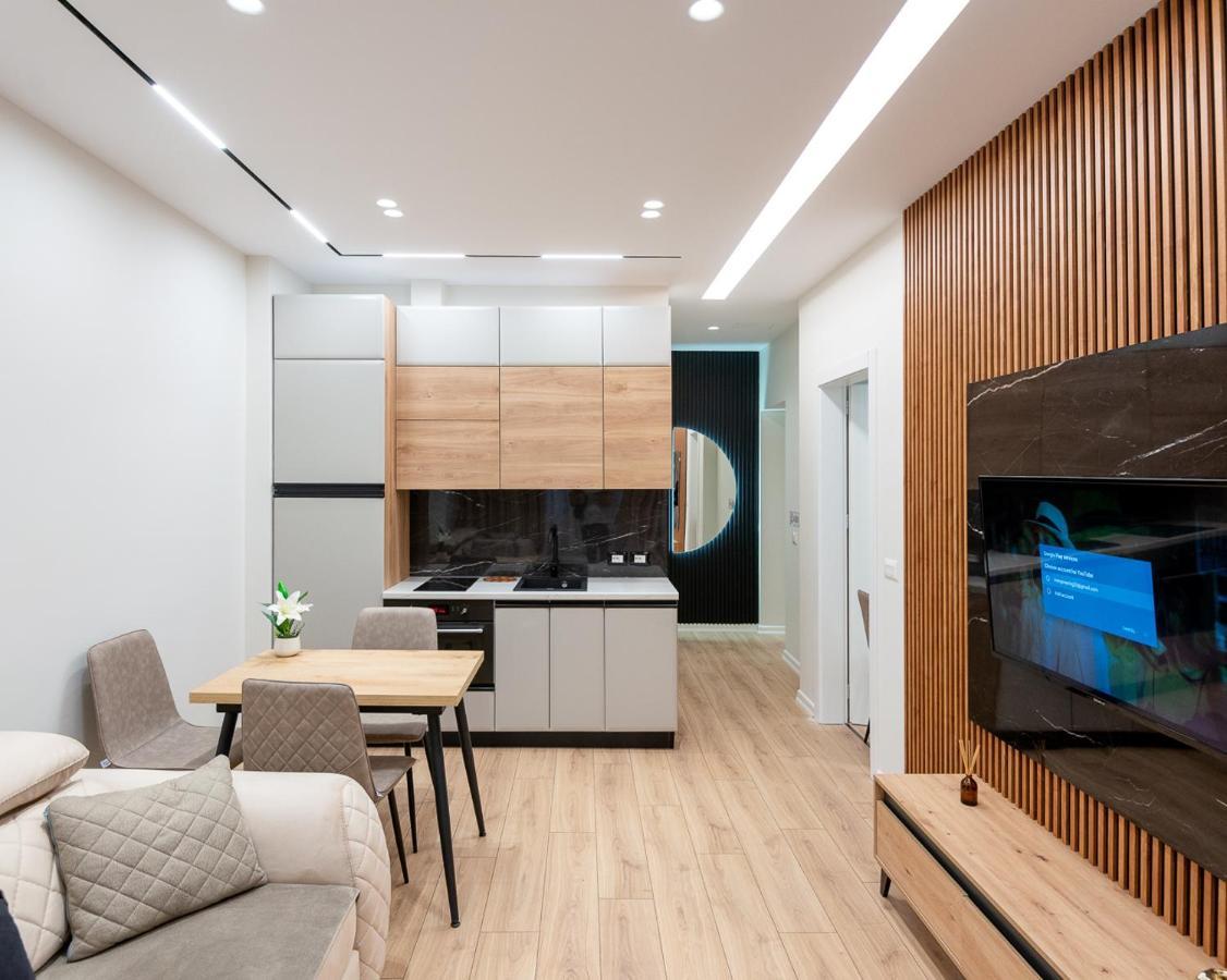 Arkle Apartment 3 Tirana Exterior photo
